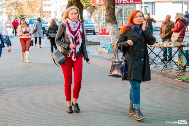 Осінній лук 2018: у що одягаються лучани. ФОТО