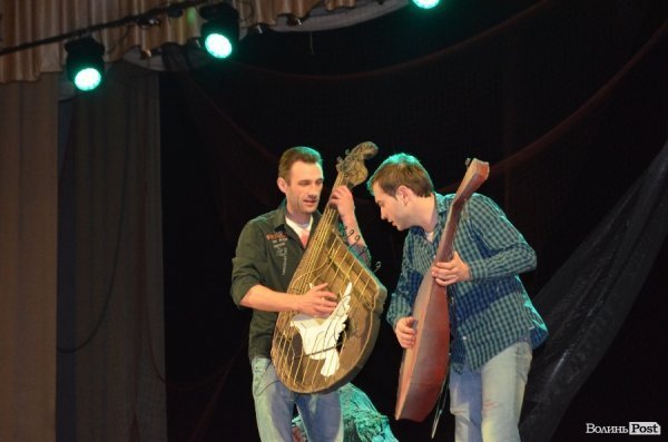 У Луцьку показали виставу «Великий Льох» у сучасні інтерпретації. ФОТО