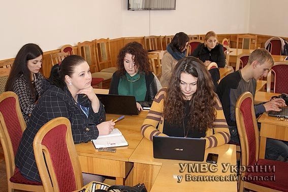 Як міліція забезпечувала охорону громадського порядку на виборах Волині. ФОТО. ВІДЕО