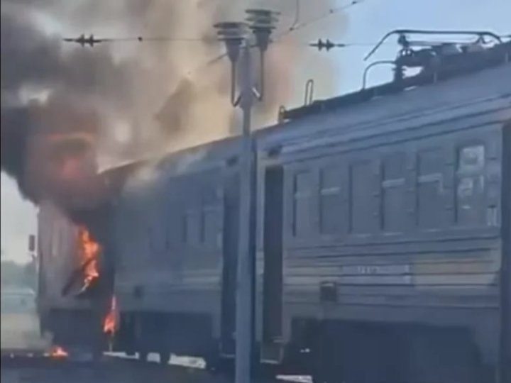 Росіяни вдарили по пасажирському потягу Дніпро — Запоріжжя: загинула провідниця