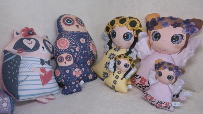 У Луцьку подружжя переселенців створює іграшки з лавандою