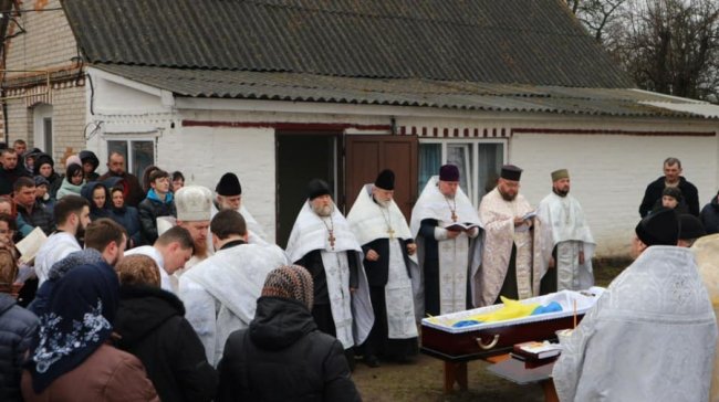 На Волині попрощались із двома загиблими героями у російсько-українській війні