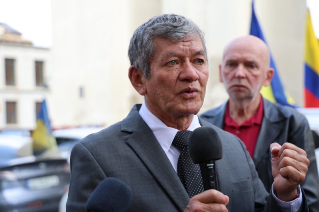 «Він полюбив Україну, за яку віддав життя. Поховати його тут - остання воля сина»: у Луцьку попрощалися з воїном з Колумбії