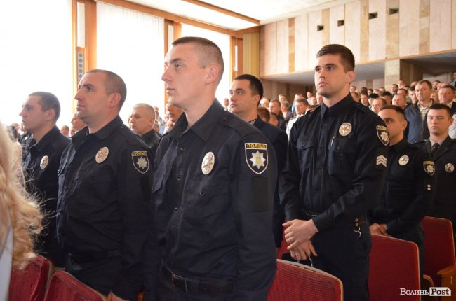 У Луцьку правоохоронців привітали з річницею створення Нацполіції. ФОТО