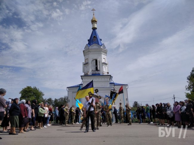 Герой з Волині врятував майже пів сотні людей з-під обстрілів і загинув. ФОТО