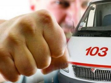 На Волині напали на бригаду «швидкої»