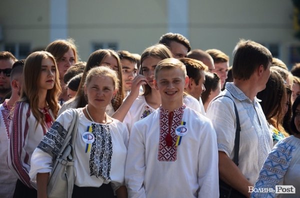 Нові студенти політеху пройшлися червоною доріжкою. ФОТОРЕПОРТАЖ