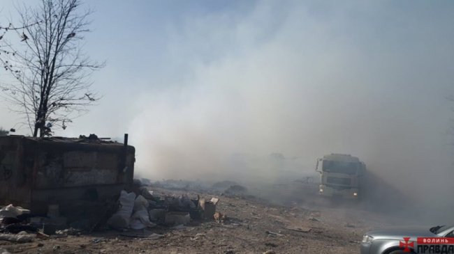 У Ківерцівському районі – пожежа на сміттєзвалищі. ФОТО