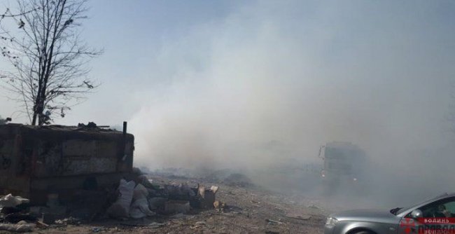 У Ківерцівському районі – пожежа на сміттєзвалищі. ФОТО