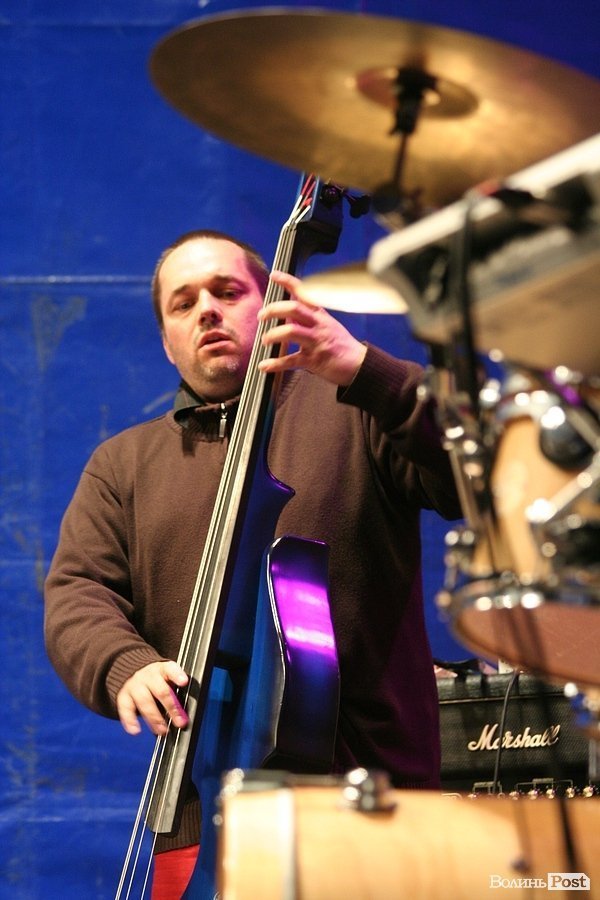 У Луцьку дощ відлякав відвідувачів джаз-фесту. ФОТО