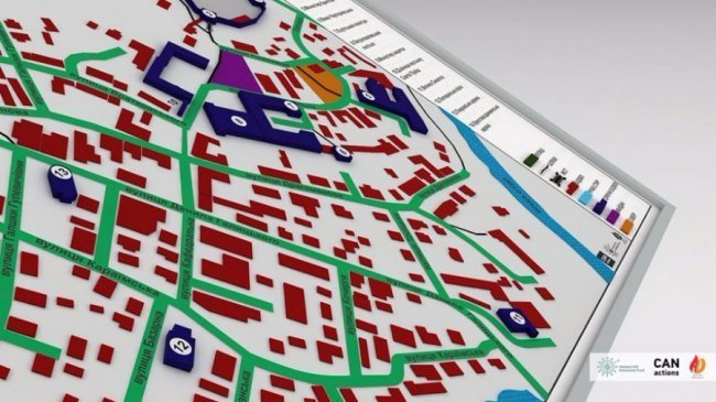 У Луцьку показали першу в Україні карту для незрячих