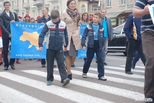 Марш тверезості в Луцьку. ФОТО