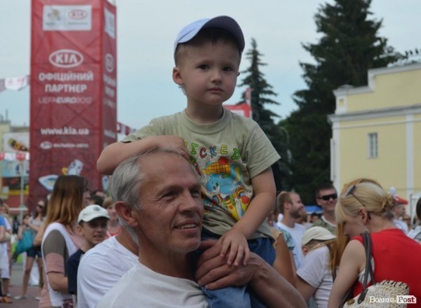 У Луцьку під Танок на Майдані Конго стартував KIA Fan Fest