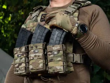 Луцькі волонтери збирають кошти на тактичне спорядження