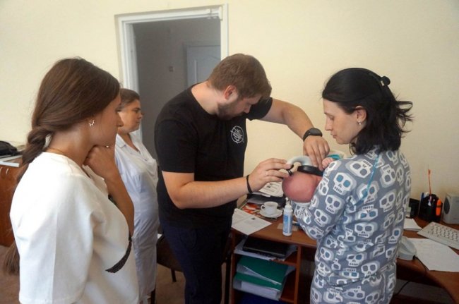 У лікарні Луцька – новий прилад для діагностики слуху у дітей. ФОТО