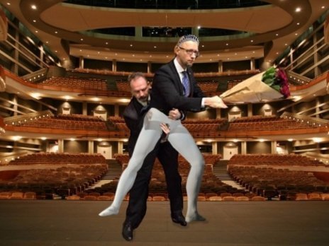 Яценюк проти Барни: реакція соцмереж. ФОТО. ВІДЕО