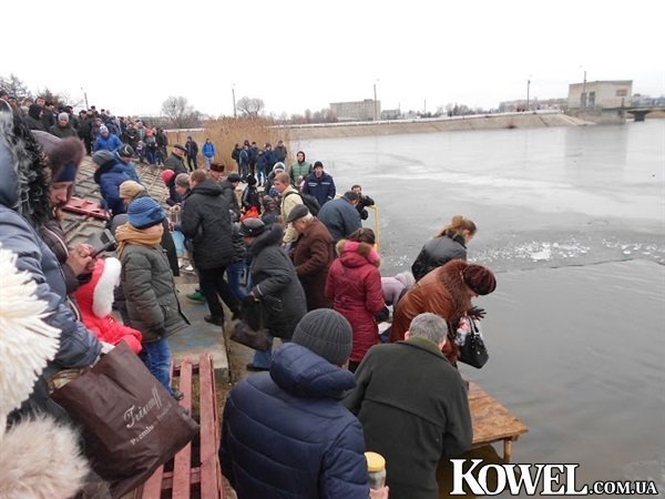 У Ковелі на Водохреще освятили річку Турію. ФОТО