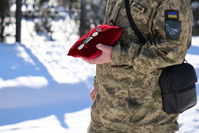 Луцька громада віддала останню шану загиблому на війні воїну Миколі Северенюку