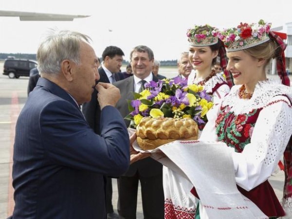 Путін злякався хліба-солі в Мінську, - ЗМІ. ФОТО