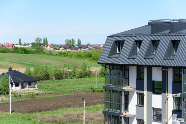 Здача нового будинку і озеленення території: затишне і сучасне житло у ЖК «Західний Олімп» під Луцьком*