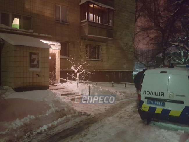 У Києві чоловік вбив брата і втік з квартири