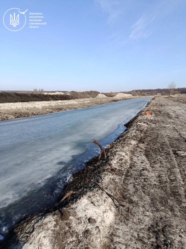 На Волині зняли родючий шар чорнозему з площі понад 4 га