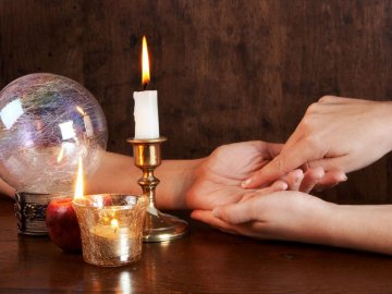 На Волині судили багатодітну матір, яка «знімала порчу»