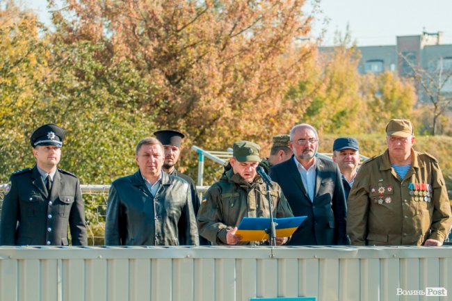 У Луцьку з Днем захисника України привітали нацгвардійців. ФОТО