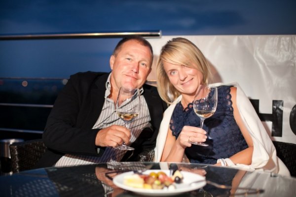 Відкриття кафе на даху в Луцьку. ФОТО. ВІДЕО