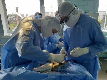 Рівненські лікарі встановили в череп 15-річному волинянину титанову пластину