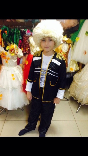 Де у Луцьку взяти на прокат новорічні костюми: ТОП-3 місць*