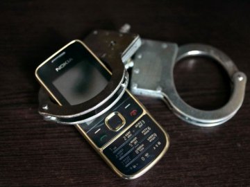 На Волині односельчанин викрав у чоловіка телефон