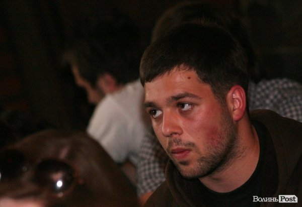 Як англійці заводили луцьку публіку