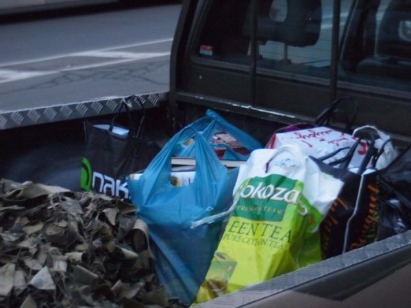 У Луцьку назбирали понад 250 книг для воїнів АТО. ФОТО