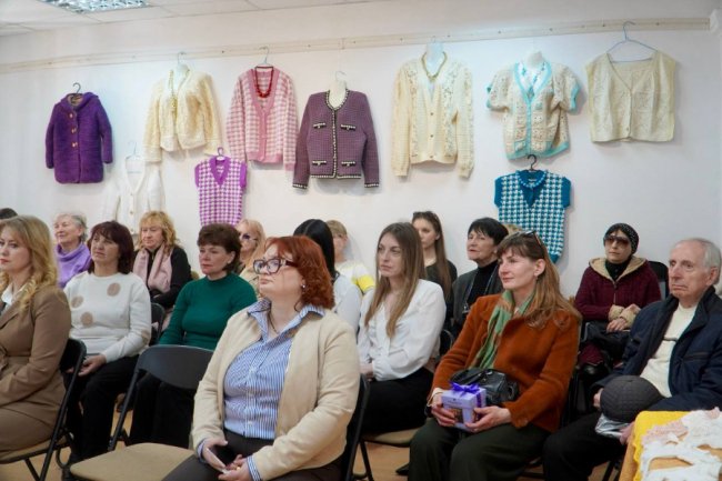 В'язаний одяг волинської майстрині купують в Італії, США та Польщі