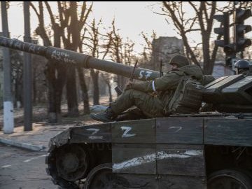 «Очень много 300-х... Это ужас. Я увольняться буду», – окупант скаржиться товаришу на втрати