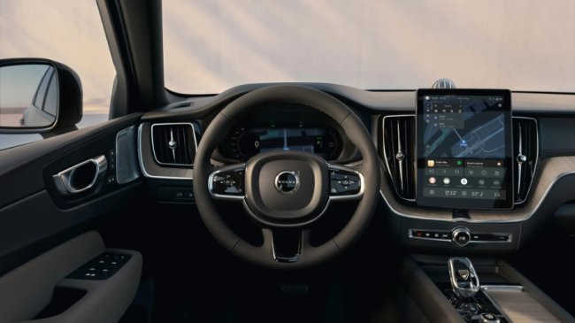 Баланс комфорту та динаміки: головні переваги Volvo XC60