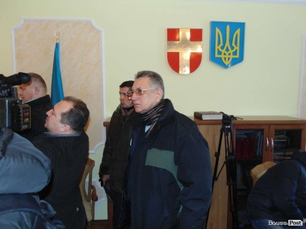 Волинська ОДА: штурм, який не відбувся. ФОТОРЕПОРТАЖ