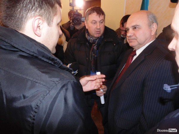 Войтовича переконують пітиу відставку