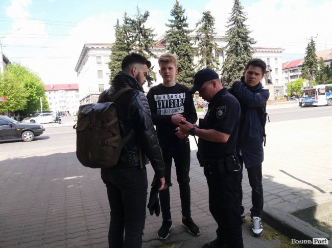 У центрі Луцька Mercedes збив велосипедиста і втік. ФОТО