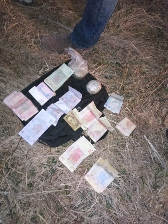 Затримали волинянина, який торгував наркотиками у селі. ФОТО