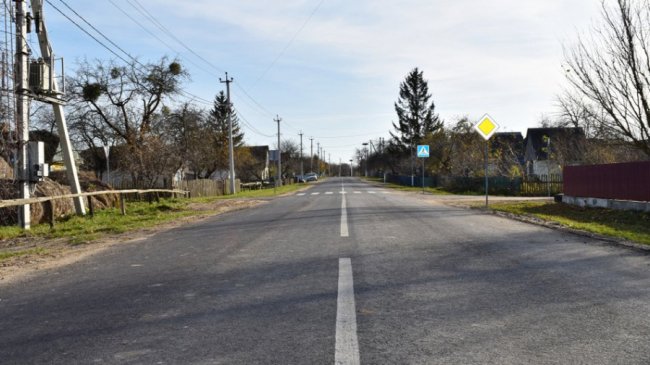 Понад 22 мільйони гривень витратять на ремонт сільської дороги на Волині