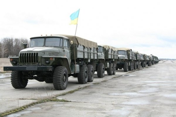 «Буде військо - буде Україна!»: військові обживаються в полі. ФОТО