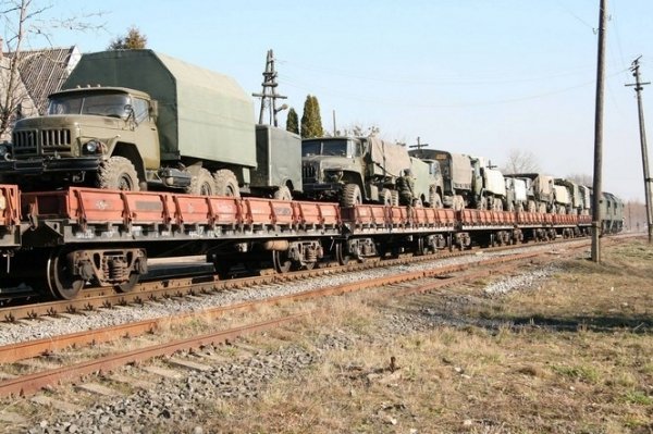 «Буде військо - буде Україна!»: військові обживаються в полі. ФОТО