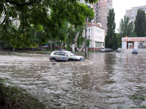 Одесу затоплює три дні поспіль. ФОТО
