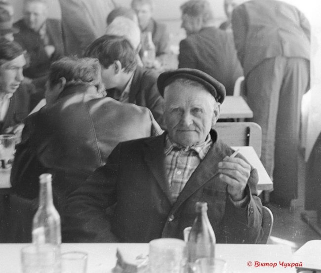 Справжні солдати, які пережили пекло війни: фотоспогади 30 років тому