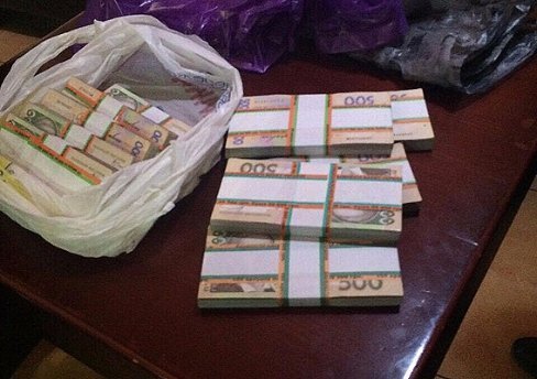 Чиновника Міноборони затримали на великому хабарі. ФОТО 