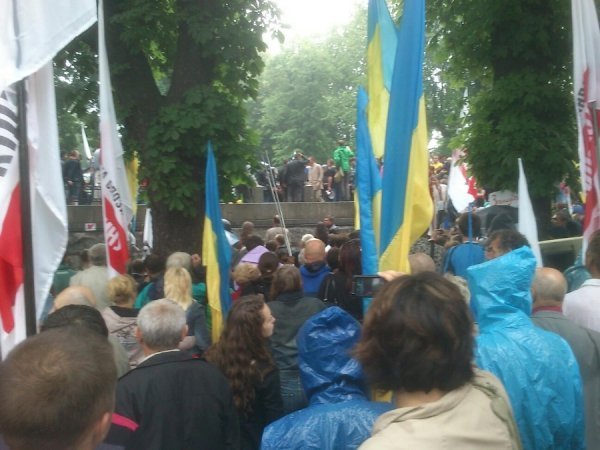 Волиняни у Києві мітигнують за українську мову. ФОТО