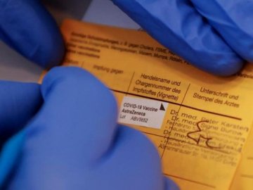 ЄС визнав українські COVID-сертифікати: що це означає