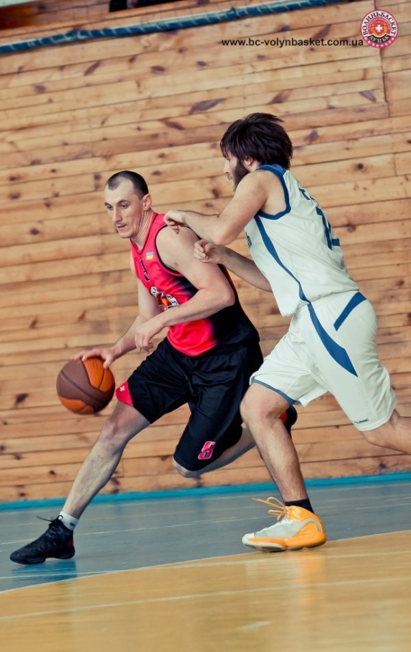 Як волиняни «познущалися» над тернополянами. ФОТО